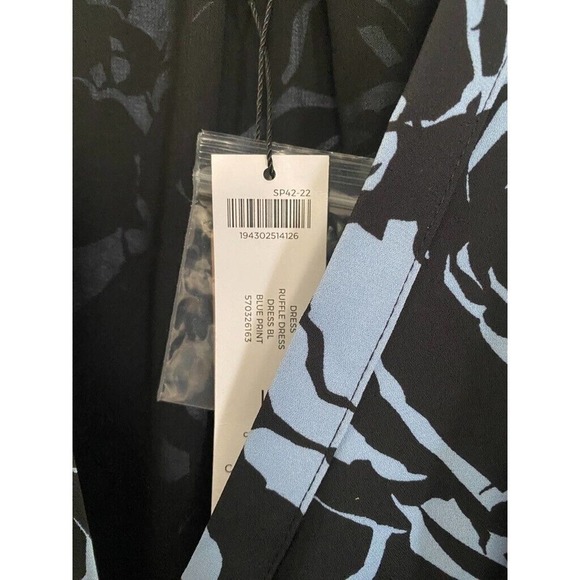 Black Label By Chico's Blue & navy V-Neck with Ruffles in front dress size Large - Picture 4 of 4